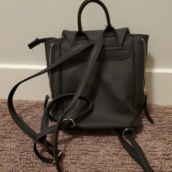 Mine Bagpack - Picture 2 of 2